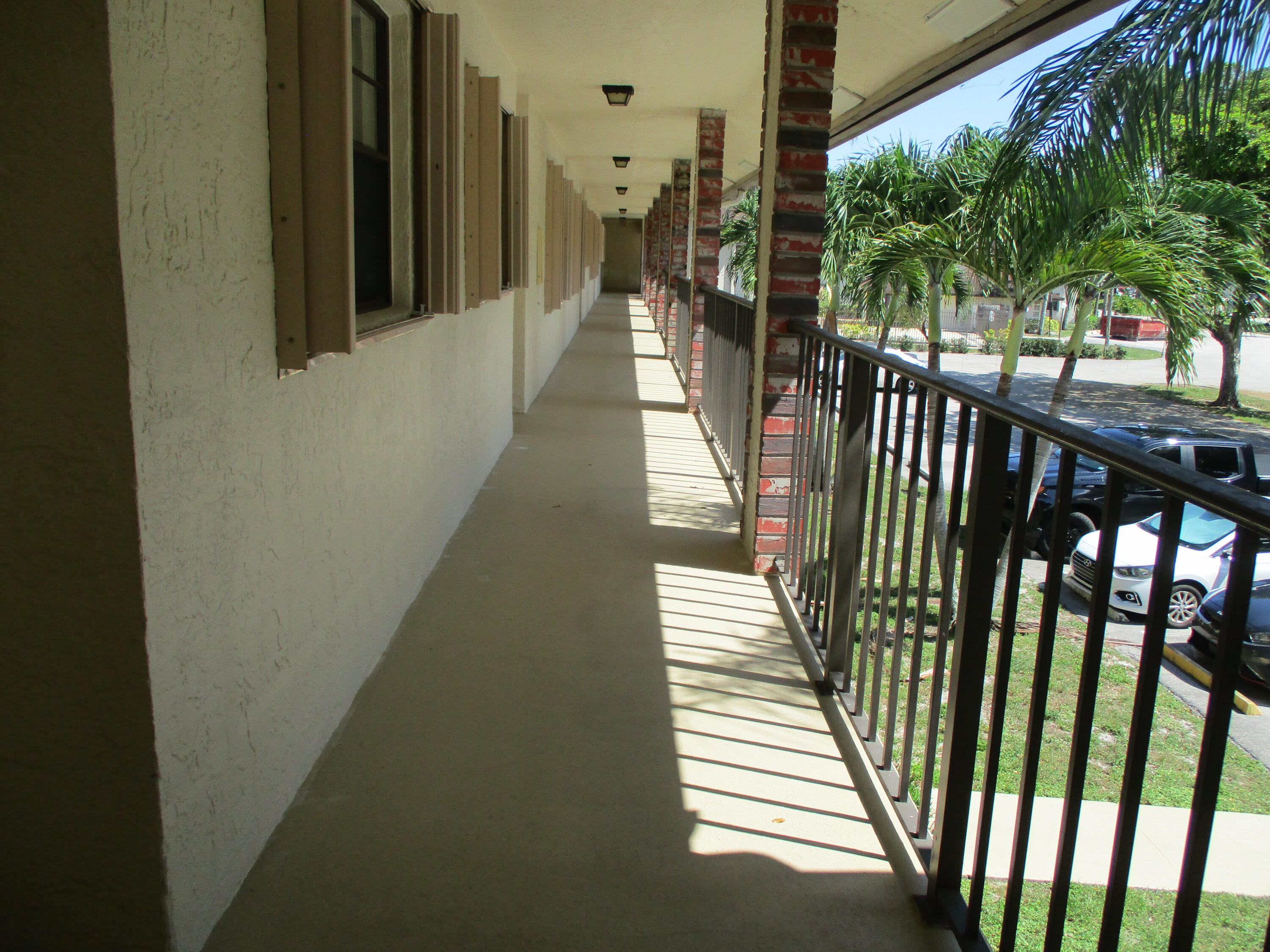23398 Southwest 57th Avenue, Unit 306 Boca Raton, FL 33428 - Photo 4 of 31 IMG_3809