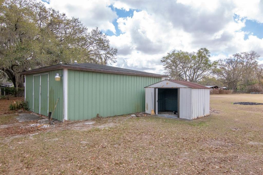 349 Old Welcome Road Lithia, FL 33547 - Photo 33 of 54