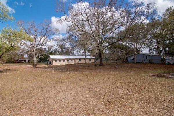 $400,000 | 349 Old Welcome Road, Lithia, FL 33547