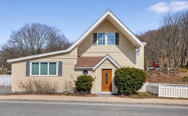 $749,000 | 168 South Street, Marlborough, MA 01752