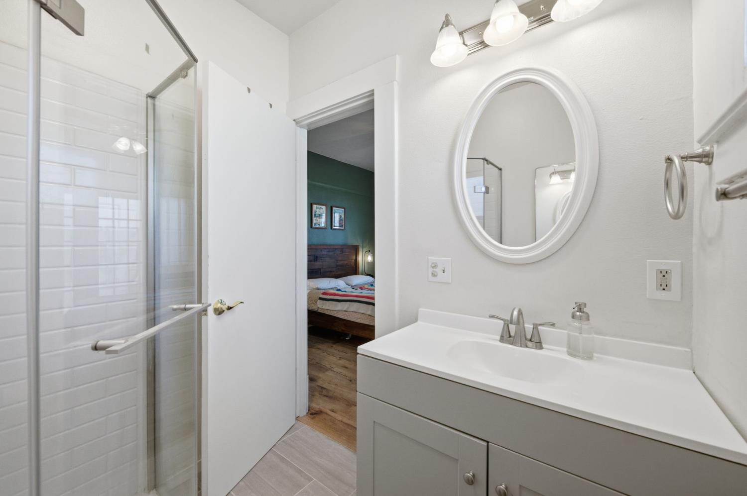 445 East Weldon Avenue Fresno, CA 93704 - Photo 14 of 21