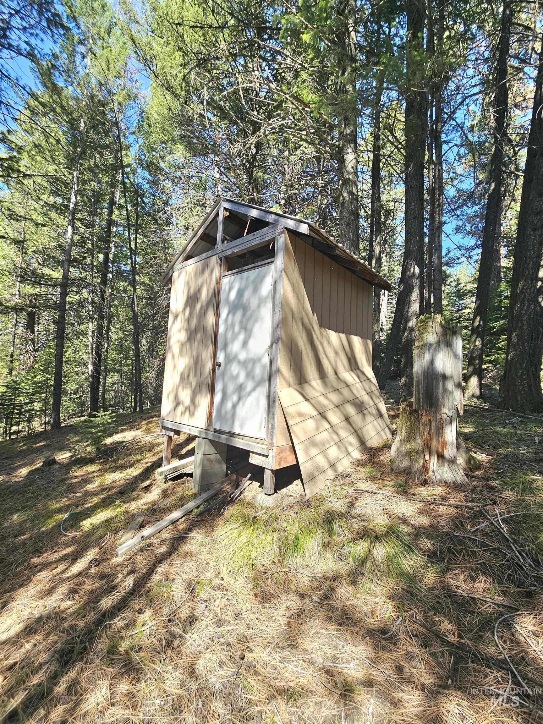 23088 Deer Creek Road Winchester, ID 83555 - Photo 11 of 32