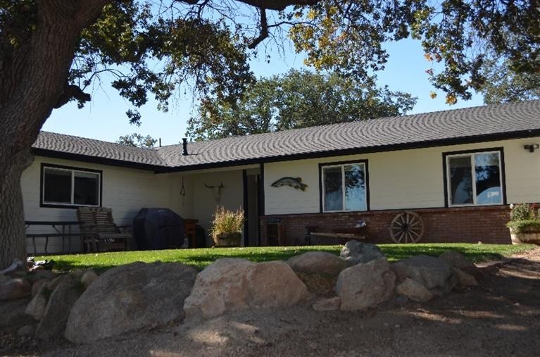 22109 Mariposa Road Tehachapi, CA 93561 - Photo 3 of 55 Gallery Image 3