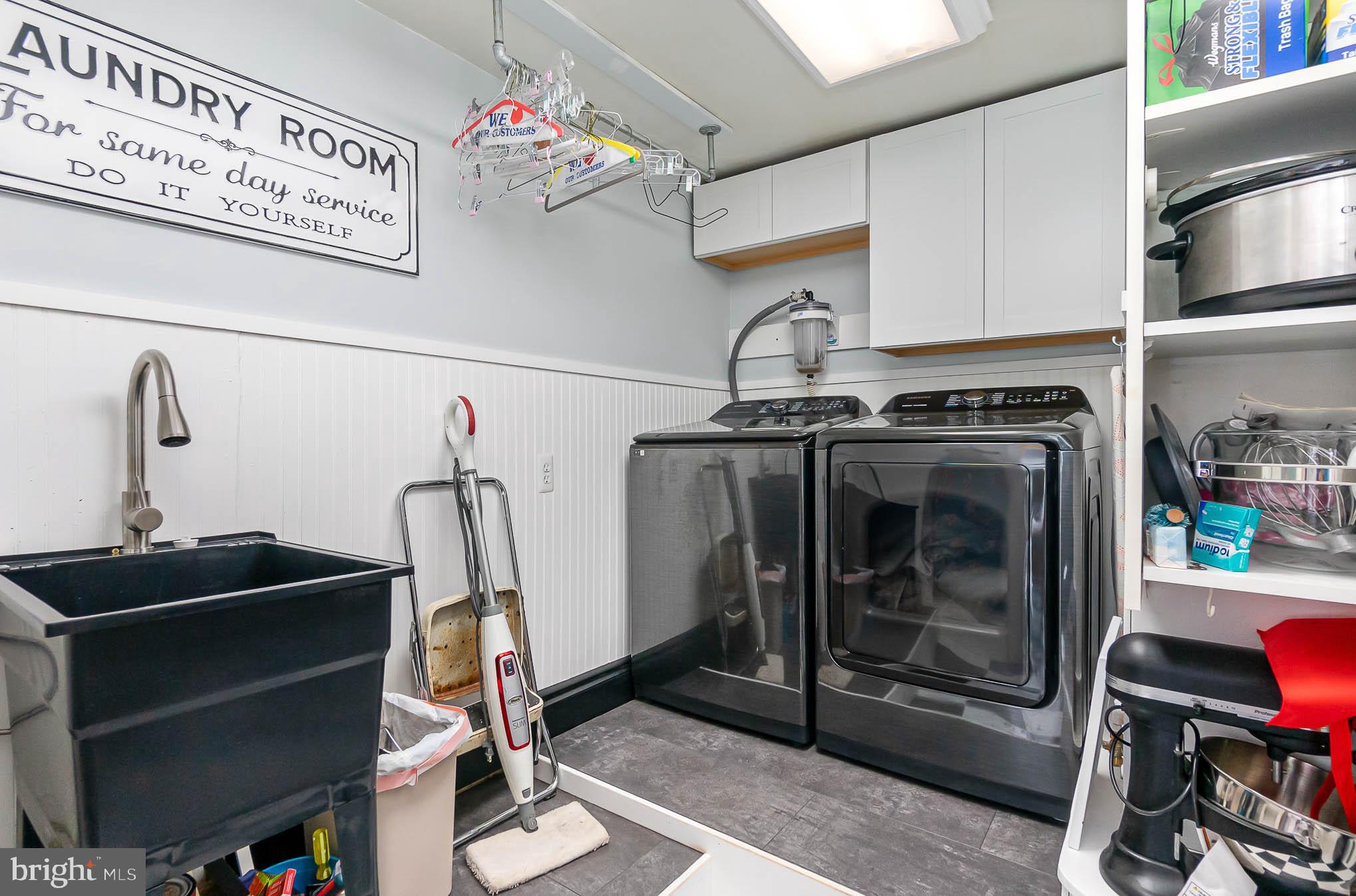 2515 Whitt Road Kingsville, MD 21087 - Photo 24 of 64 1st floor laundry and pantry