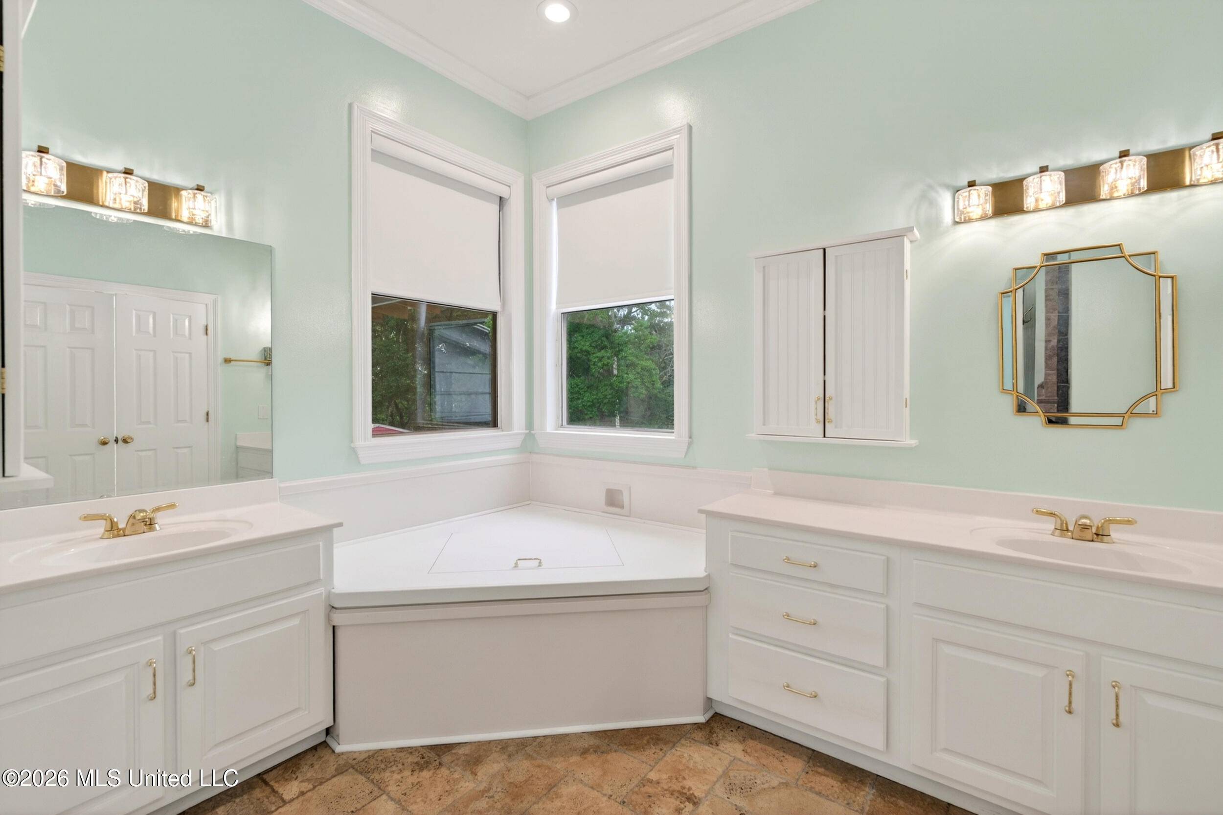 219 Pop Hill Road, Unit B Poplarville, MS 39470 - Photo 23 of 74 23_23_primarybathroom