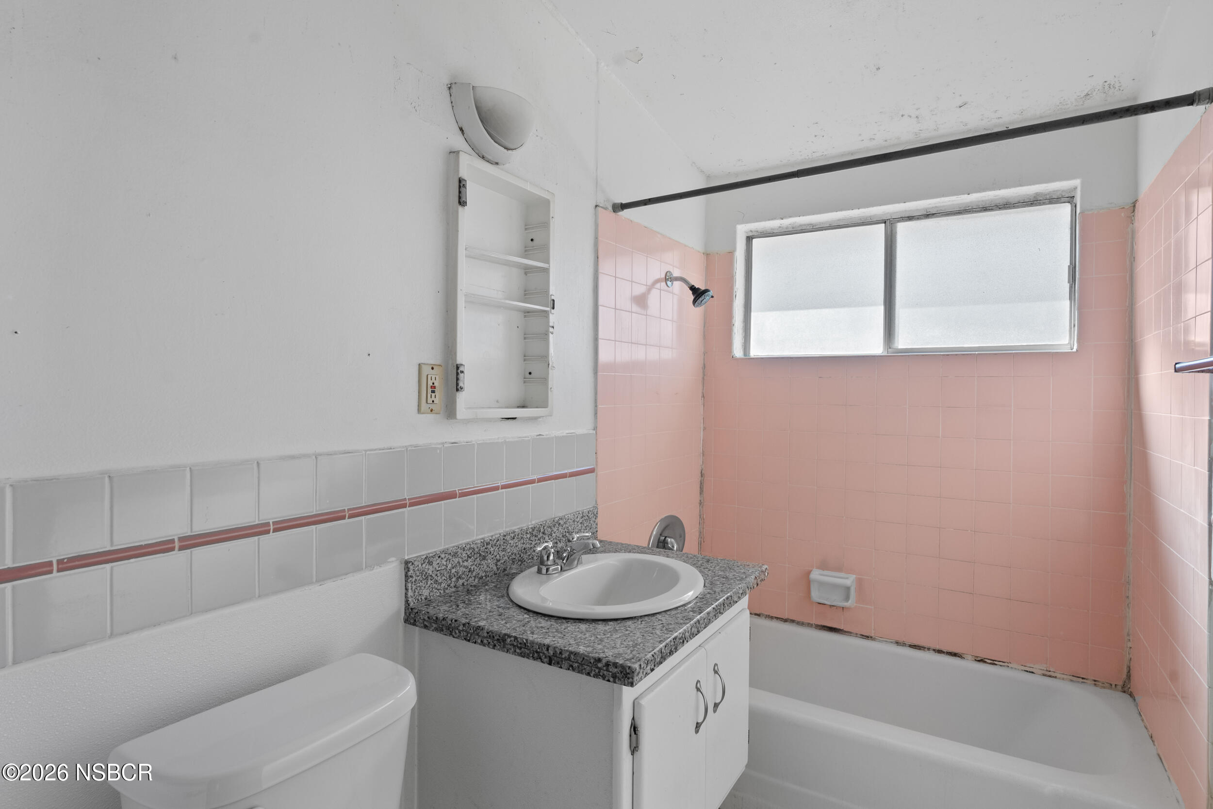 622 West Grant Street Santa Maria, CA 93458 - Photo 12 of 31 14_622 w grant st-14