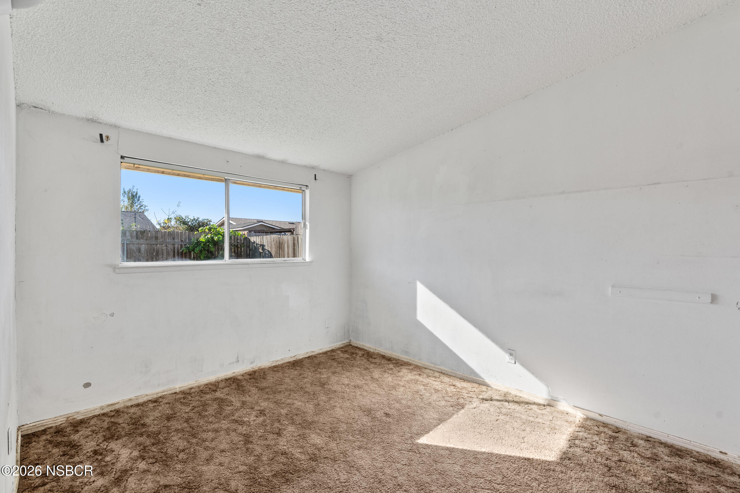 622 West Grant Street Santa Maria, CA 93458 - Photo 15 of 31 17_622 w grant st-17