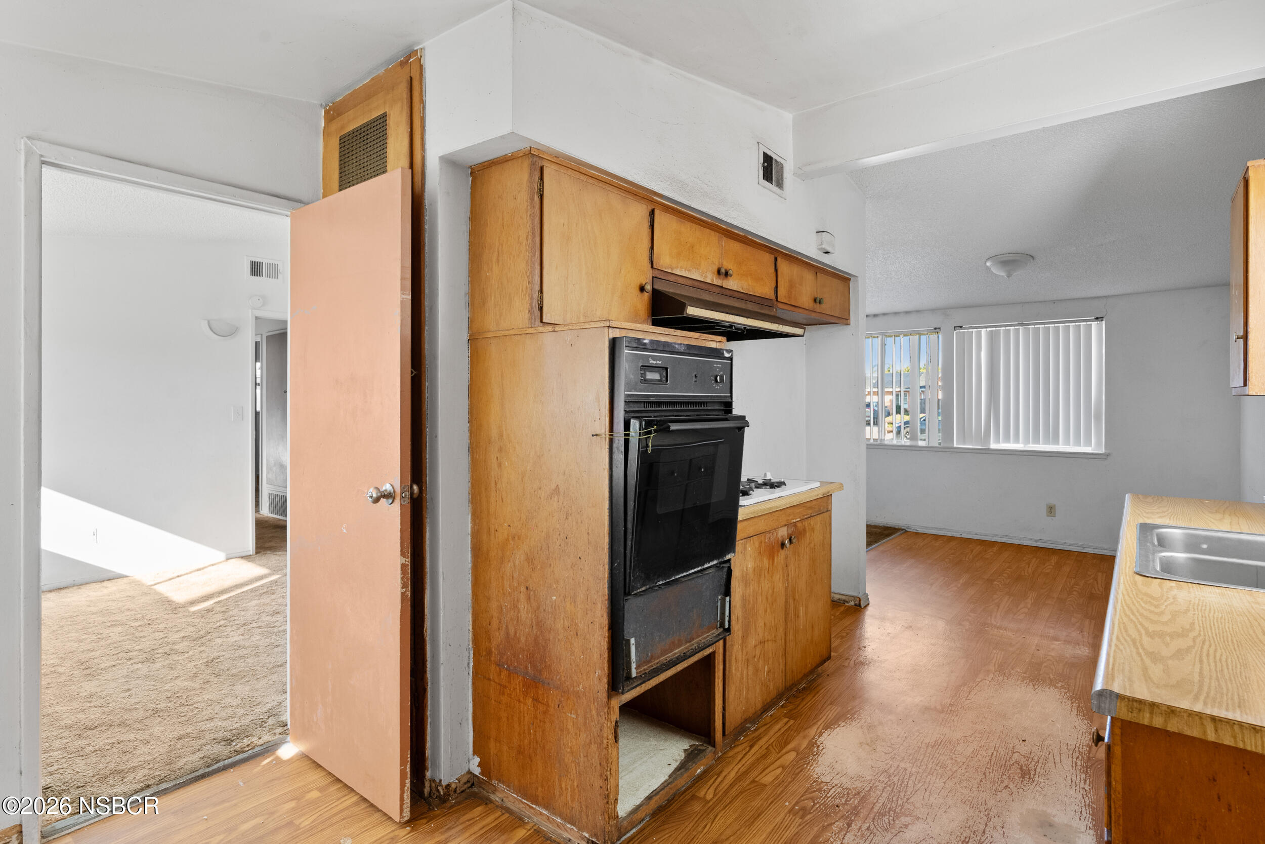 622 West Grant Street Santa Maria, CA 93458 - Photo 10 of 31 12_622 w grant st-12