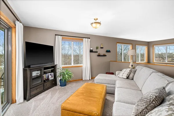 $739,900 | 5224 Falcon Drive, Hermantown, MN 55811