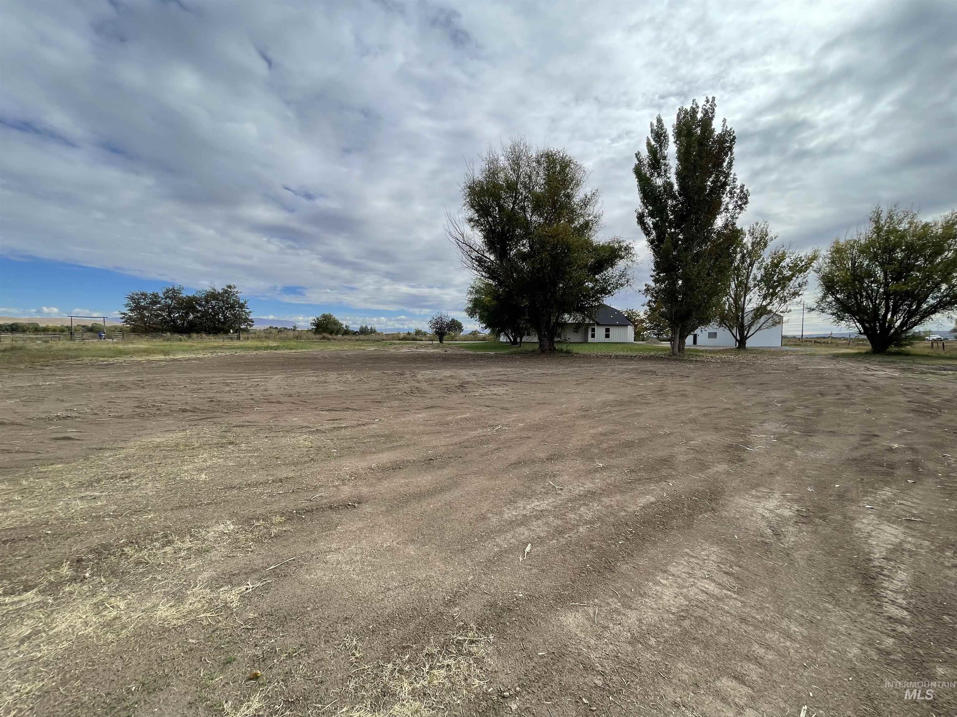 4695 County Line Road New Plymouth, ID 83655 - Photo 35 of 49 View of yard featuring a rural view