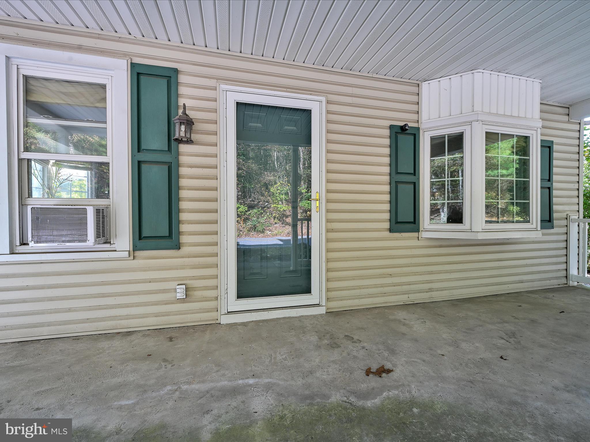 171 Molleystown Road Pine Grove, PA 17963 - Photo 5 of 30 Entrance