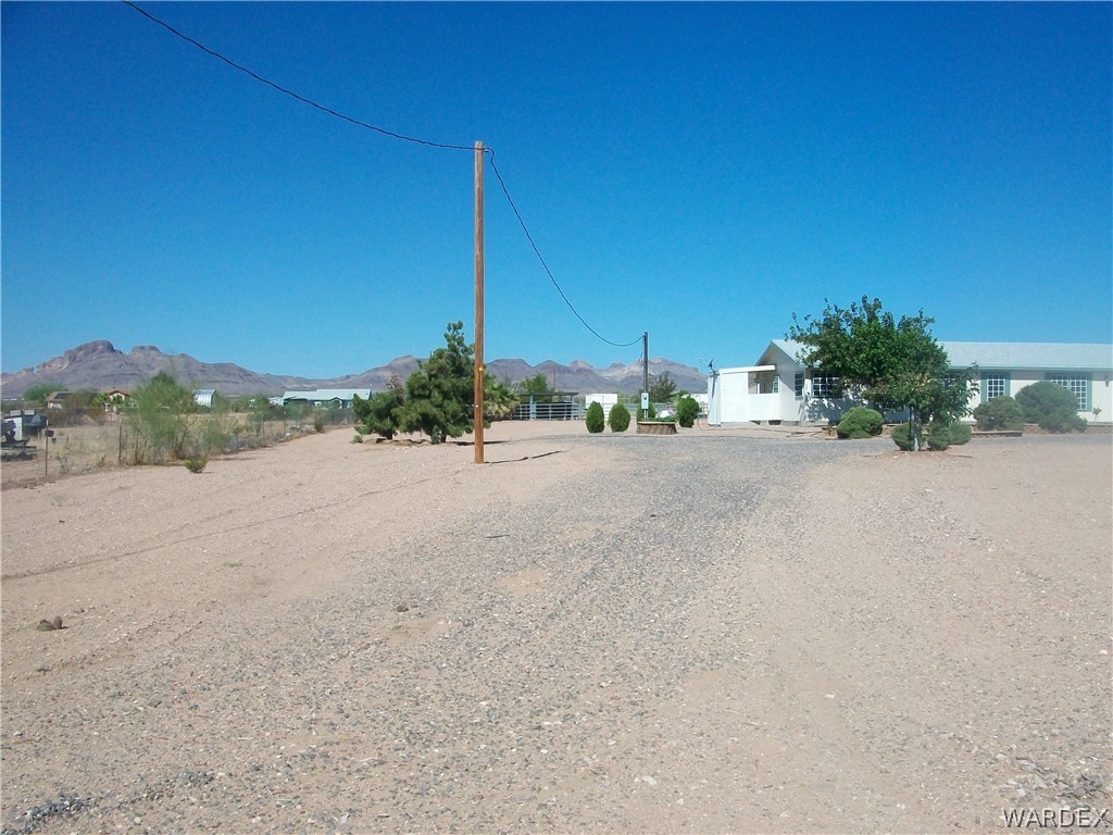 965 Estrella Road Golden Valley, AZ 86413 - Photo 31 of 32 Gallery Image 31