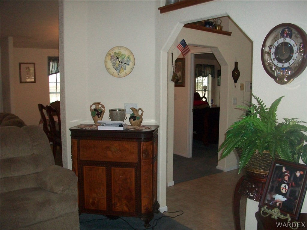 965 Estrella Road Golden Valley, AZ 86413 - Photo 8 of 32 Gallery Image 8