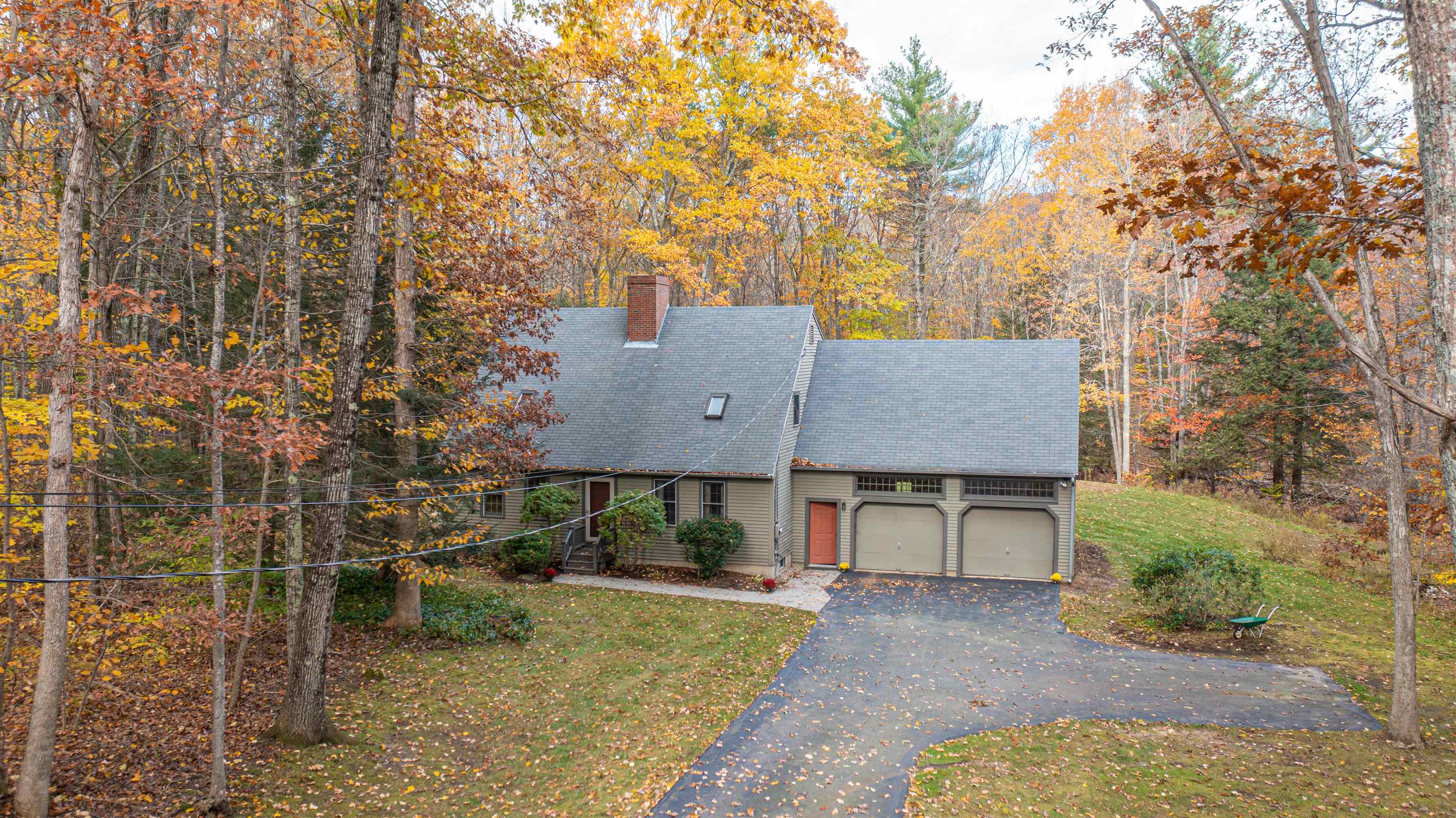 26 James Farm Road Lee, NH 03861 - Photo 2 of 36
