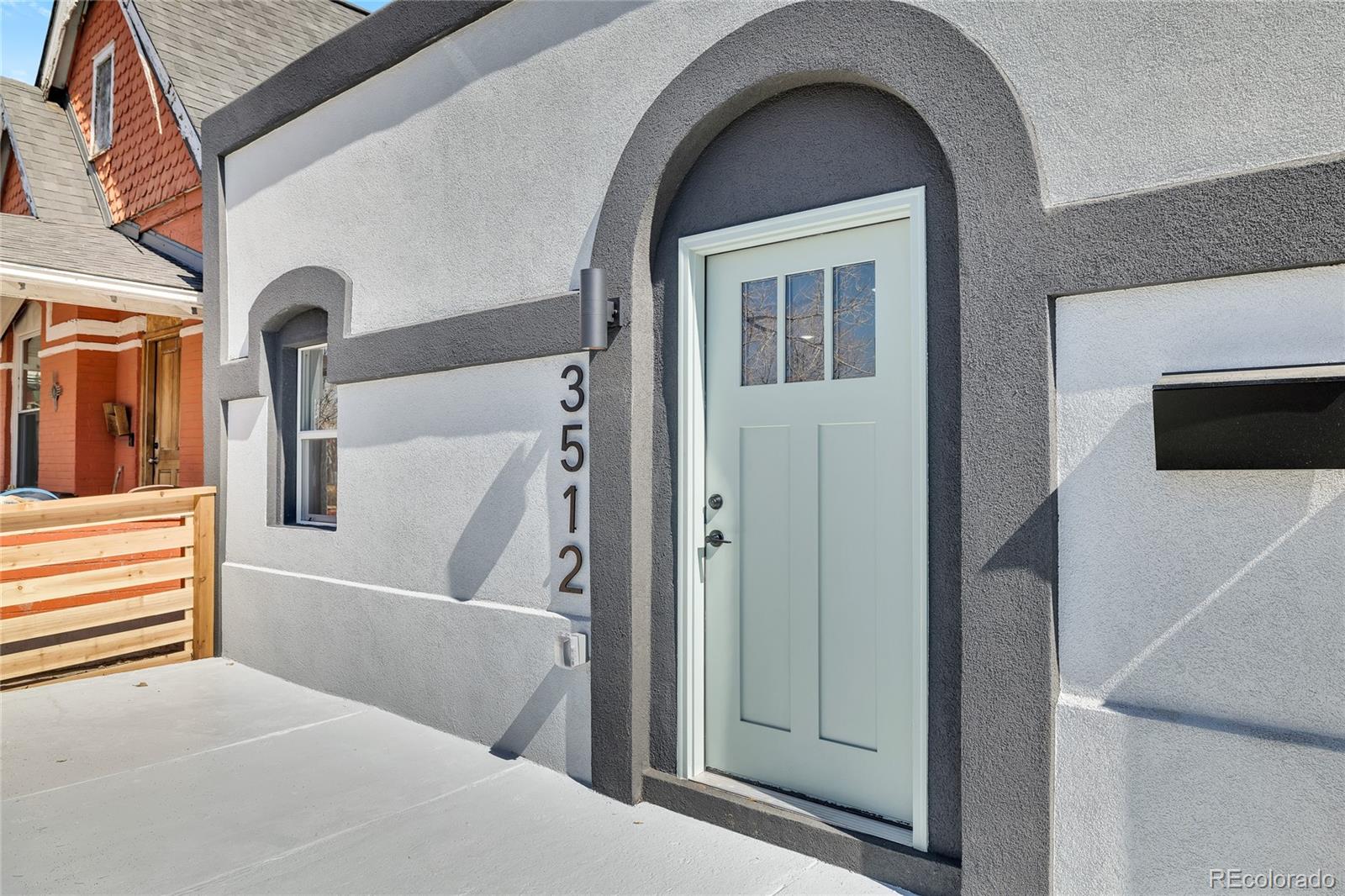 3512 High Street Denver, CO 80205 - Photo 25 of 33 a view of hall way with mirror and window