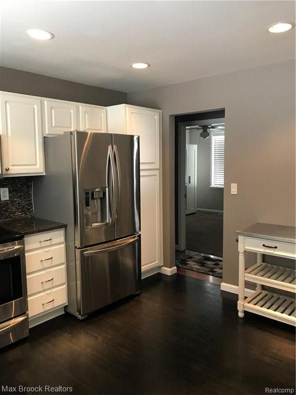 727 Bolinger Street Rochester Hills, MI 48307 - Photo 8 of 22