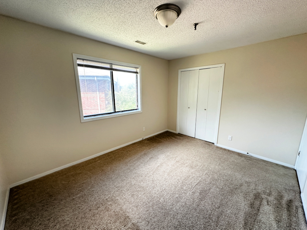 1360 Brook Street, Unit L St. Charles, IL 60174 - Photo 8 of 11