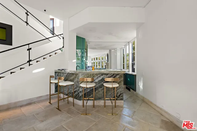 $6,695,000 | 10288 Century Woods Drive, Los Angeles, CA 90067