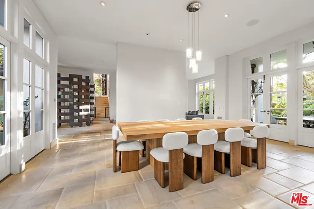 $6,695,000 | 10288 Century Woods Drive, Los Angeles, CA 90067