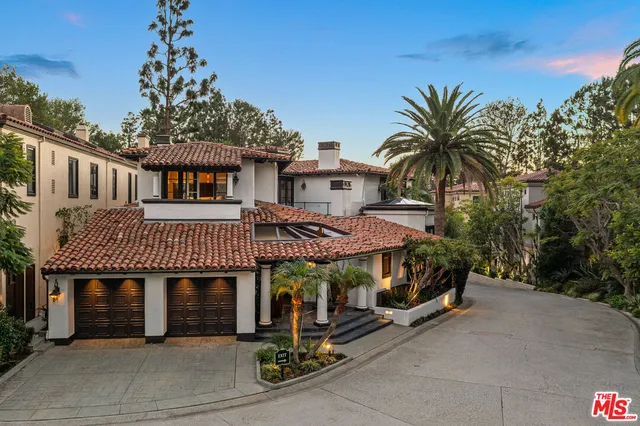 $6,695,000 | 10288 Century Woods Drive, Los Angeles, CA 90067