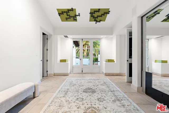 $6,695,000 | 10288 Century Woods Drive, Los Angeles, CA 90067