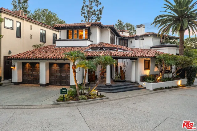 $6,695,000 | 10288 Century Woods Drive, Los Angeles, CA 90067
