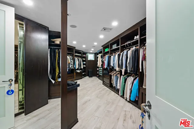 $6,695,000 | 10288 Century Woods Drive, Los Angeles, CA 90067