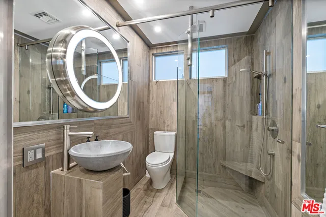 $6,695,000 | 10288 Century Woods Drive, Los Angeles, CA 90067