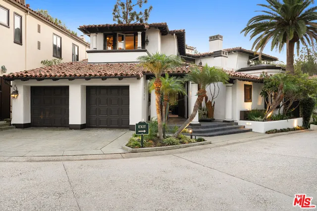 $6,695,000 | 10288 Century Woods Drive, Los Angeles, CA 90067