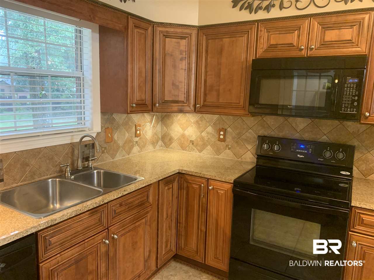 110 South Pecan Street Foley, AL 36535 - Photo 4 of 21 Kitchen
