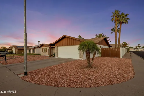 $380,000 | 14401 North 52nd Avenue, Glendale, AZ 85306