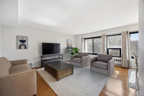 $585,000 | 33-43 14th Street, Unit 10A | Astoria
