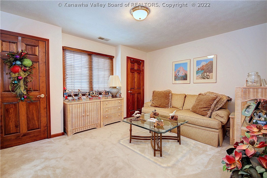 701 Collingwood Road Hurricane, WV 25526 - Photo 25 of 30 Gallery Image 25