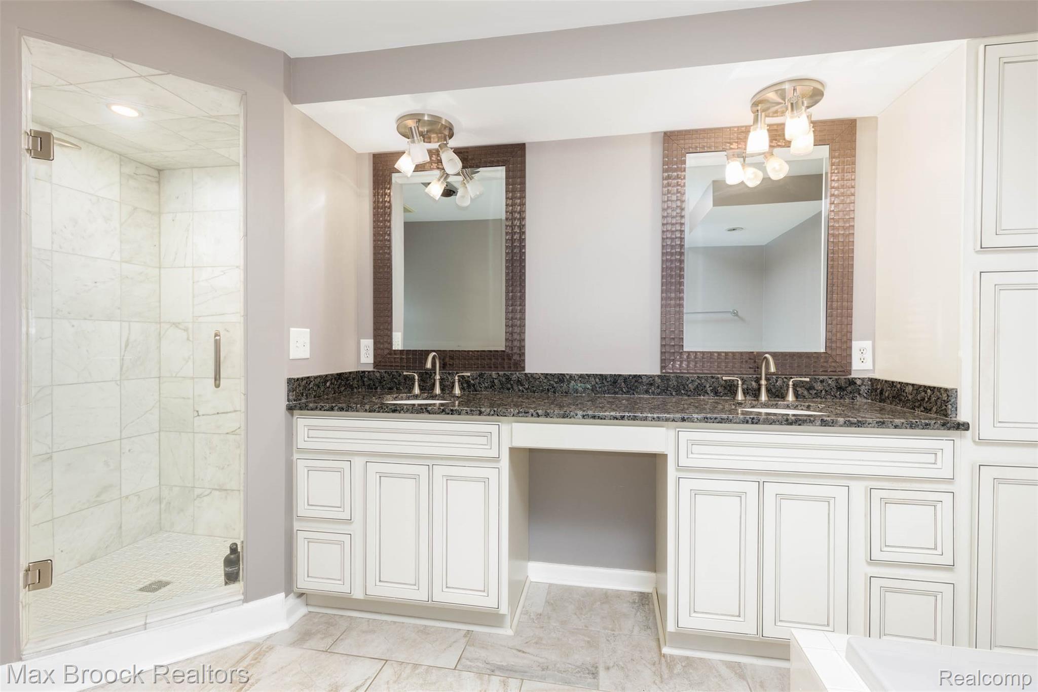 507 Overbrook Road Bloomfield Hills, MI 48302 - Photo 17 of 34 507 Overbrook Rd-28.jpg
