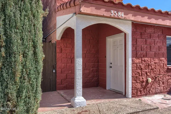 $1,350 | 3584 Waterspring Way, El Paso, TX 79936