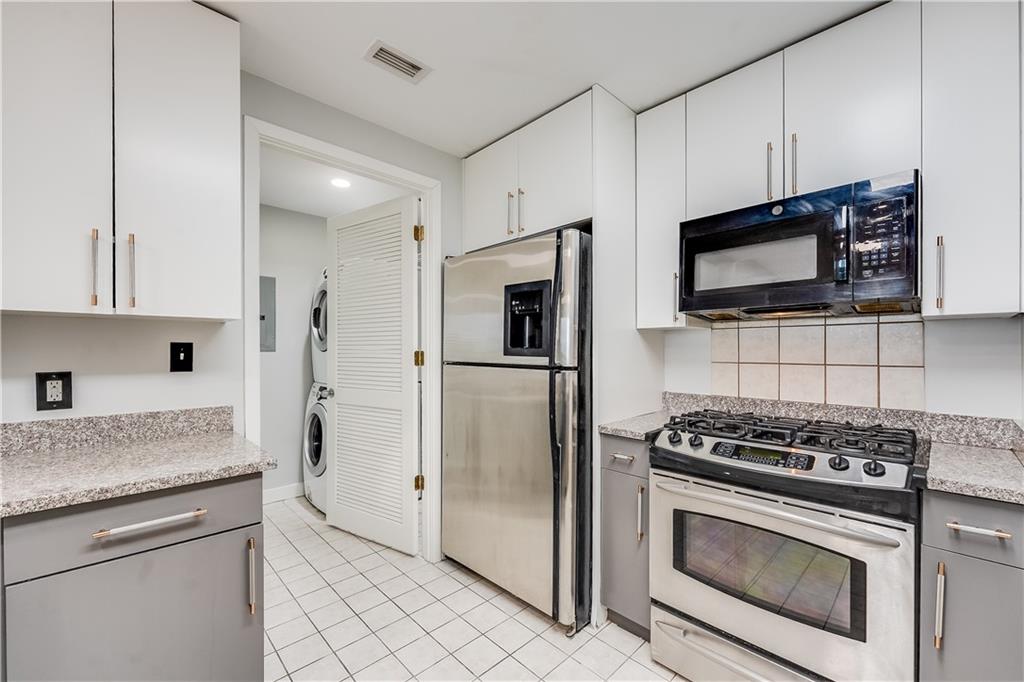 3338 Peachtree Road Northeast, Unit 903 Atlanta, GA 30326 - Photo 15 of 24