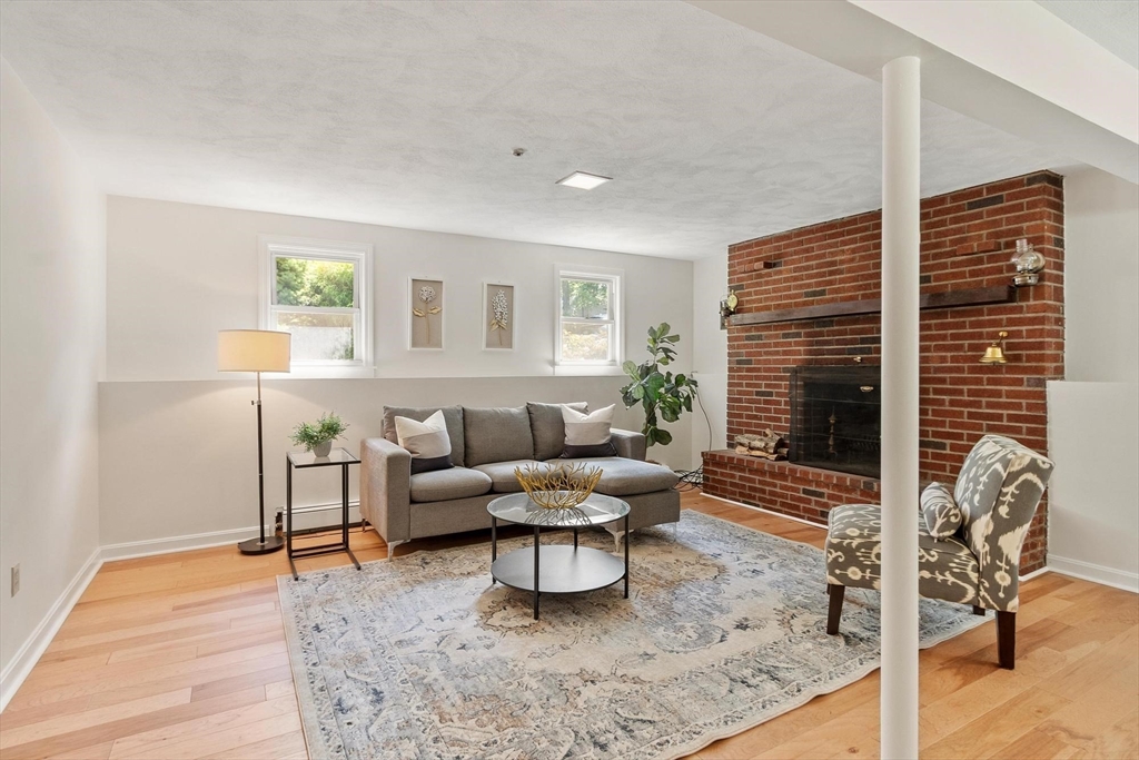 7 Locust Street Reading, MA 01867 - Photo 28 of 40 Gallery Image 28