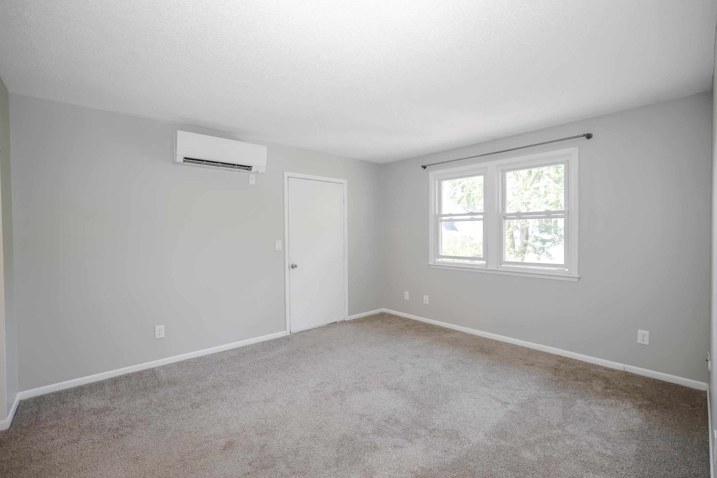 31 Springview Avenue, Unit 3 Manchester, NH 03103 - Photo 6 of 19 Gallery Image 6