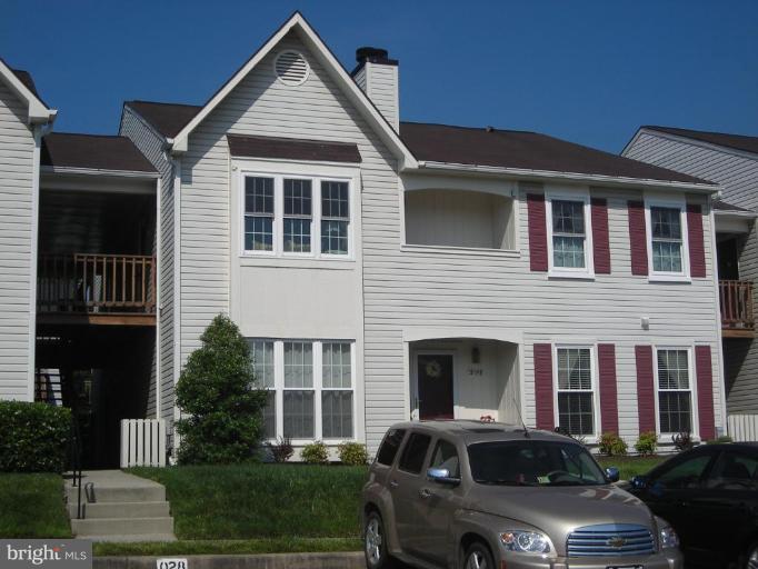 7825 Harrowgate Circle, Unit D Springfield, VA 22152 - Photo 1 of 9 Exterior (Main)