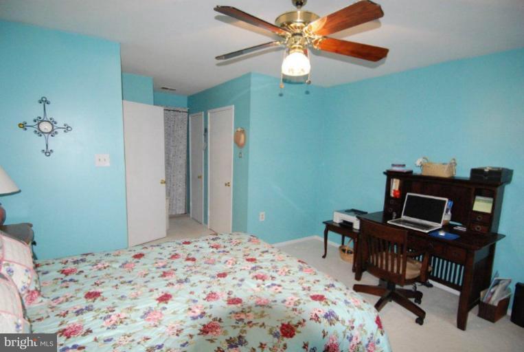 7825 Harrowgate Circle, Unit D Springfield, VA 22152 - Photo 4 of 9 Bedroom
