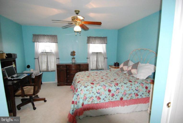 7825 Harrowgate Circle, Unit D Springfield, VA 22152 - Photo 7 of 9 Bedroom