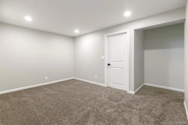 a view of an empty walk in closet