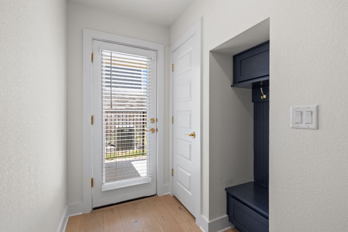 6312 Stockman Drive, Unit 6 Austin, TX 78747 - Photo 14 of 35 a view of an empty room with a window