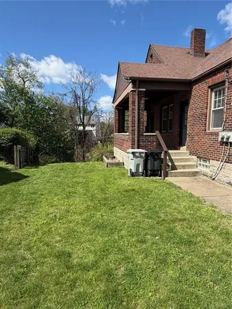 $1,200 | 1363 Anderson Road, Pittsburgh, PA 15209