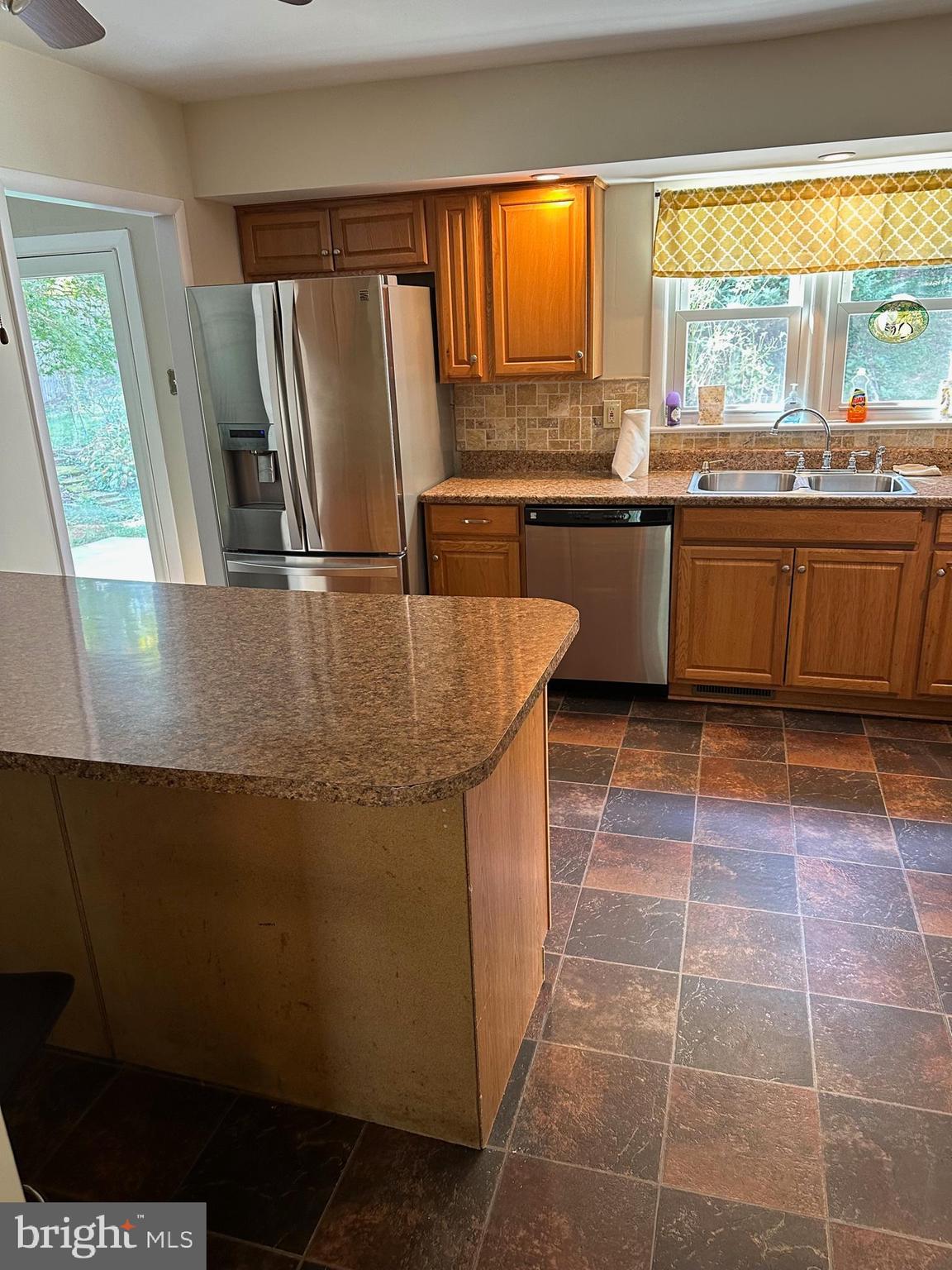 1604 Gibbons Road Point of Rocks, MD 21777 - Photo 6 of 35