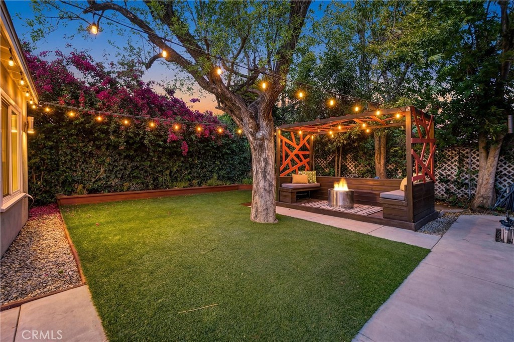 6830 Bothwell Road Reseda, CA 91335 - Photo 23 of 51