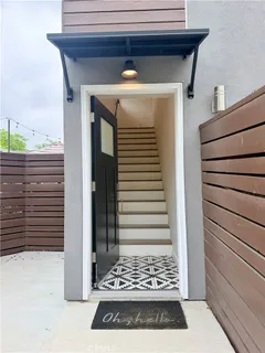 $1,099,988 | 6830 Bothwell Road, Reseda, CA 91335