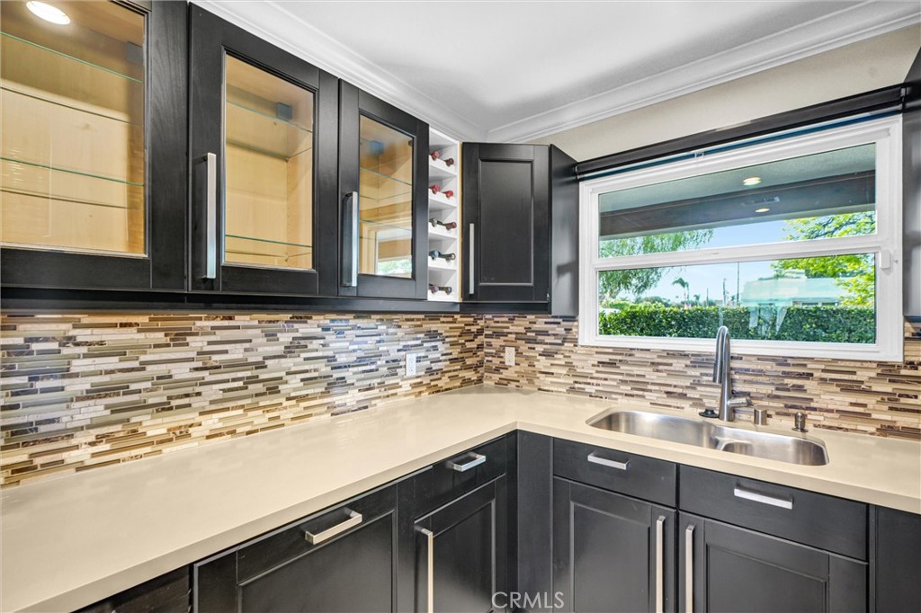 6830 Bothwell Road Reseda, CA 91335 - Photo 8 of 51