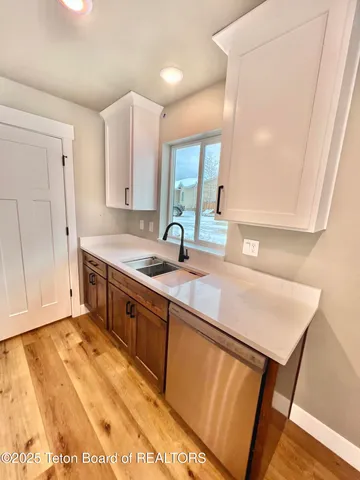 $470,000 | 100 Bear Hollow, Thayne, WY 83127