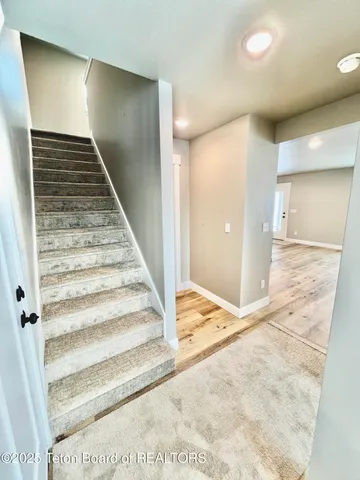 $470,000 | 100 Bear Hollow, Thayne, WY 83127